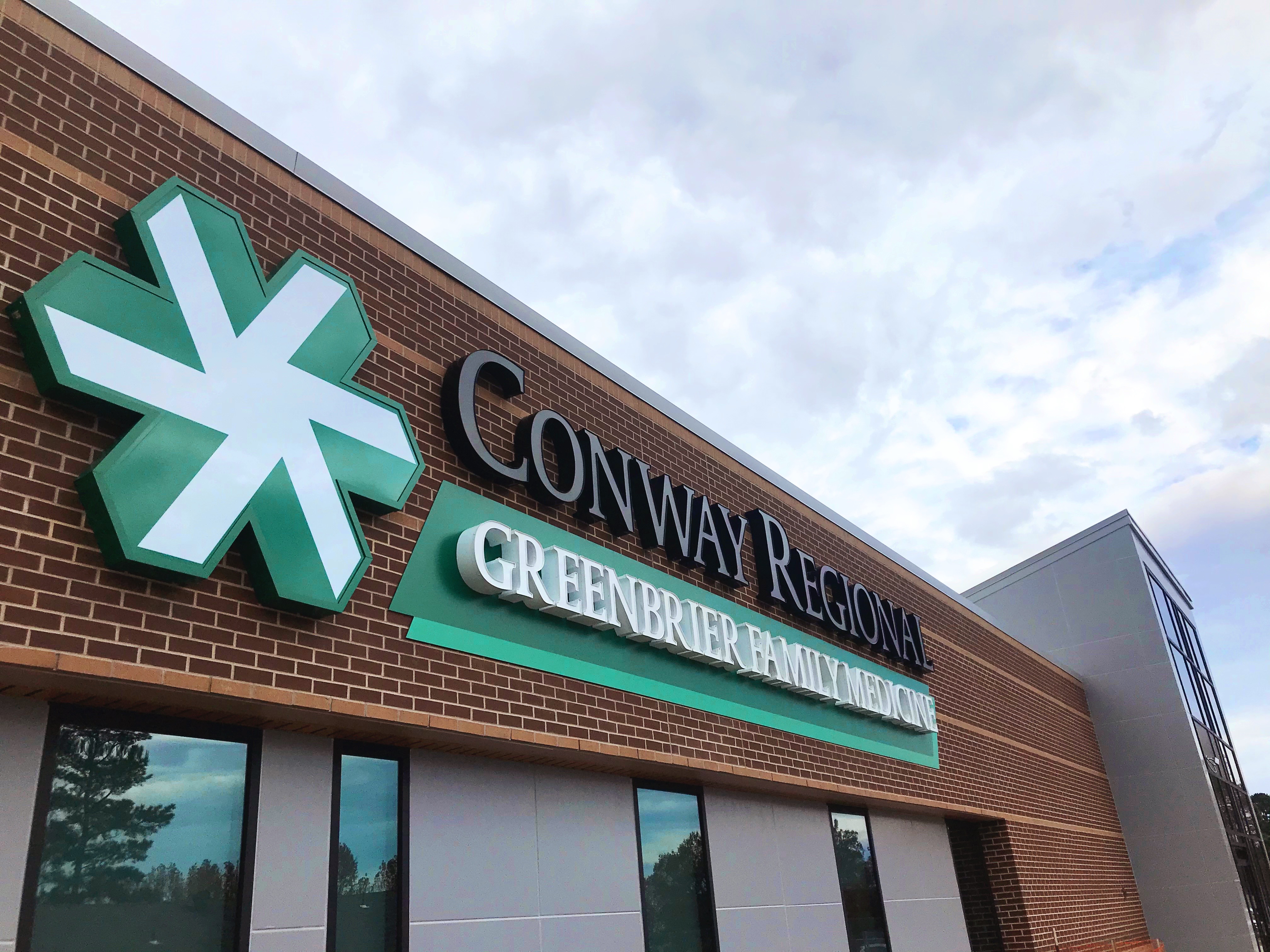 Conway Regional opens new, more spacious Greenbrier Family clinic, therapy center